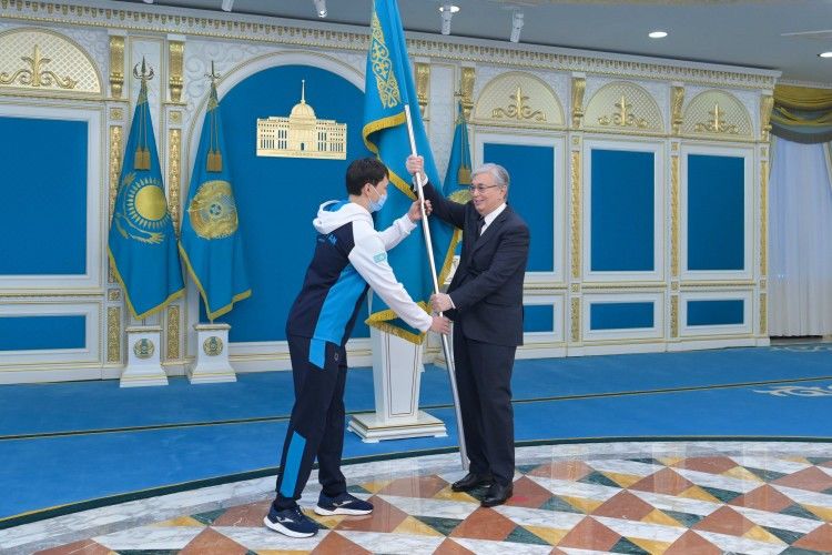 Президент РК обратился к сотворившему историю на Олимпиаде-2022 казахстанцу