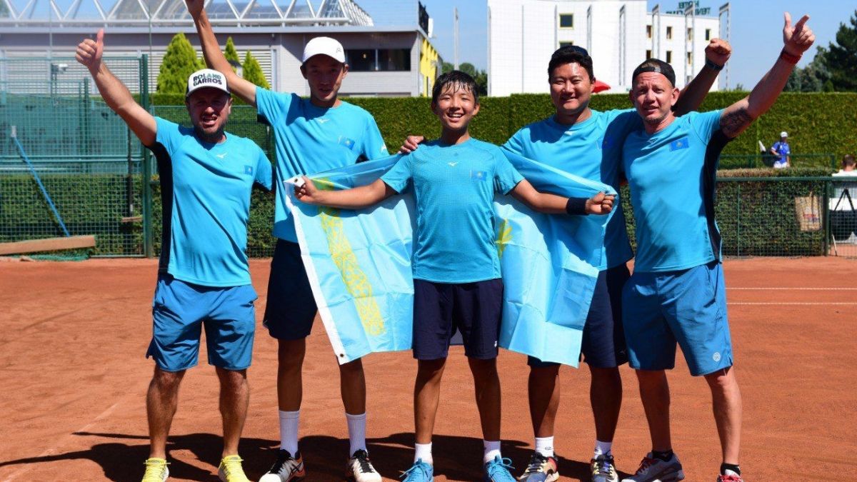 Казахстан узнал соперника за «бронзу» на юниорском ЧМ-2022 по теннису
