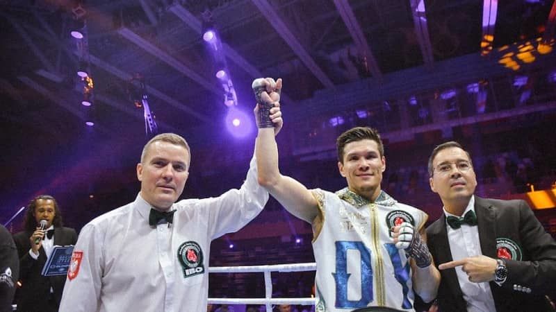 Данияр Елеусинов стал чемпионом мира. Кто еще из казахстанских боксеров победил в Нур-Султане